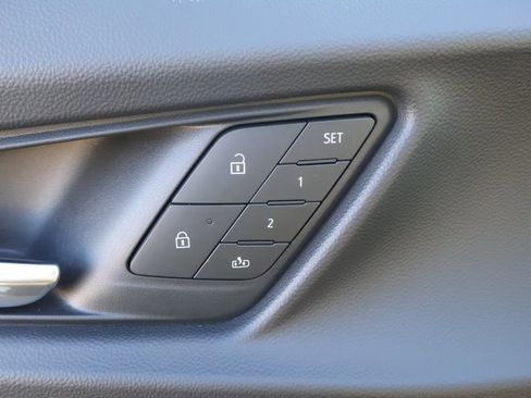 New 2026 Chevrolet Equinox ACTIV w/ Convenience Package III image 20