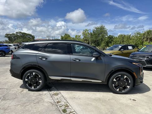 New 2026 Kia Sportage SX Prestige AWD/4WD image 4