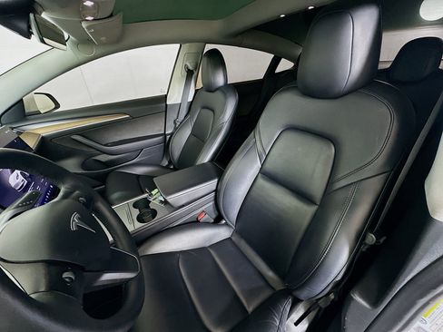 Used 2023 Tesla Model 3 Standard Range RWD image 13