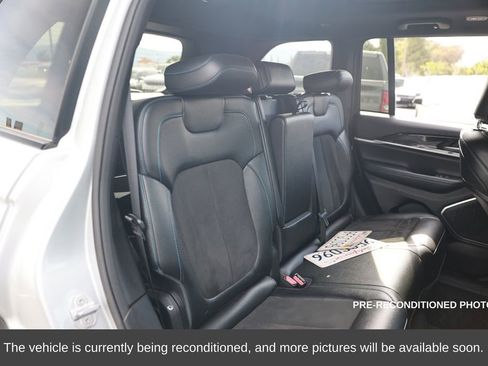 Used 2022 Jeep Grand Cherokee Trailhawk image 13