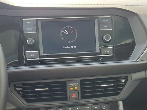Used 2023 Volkswagen Jetta SE w/ Panoramic Sunroof Package FWD image 25