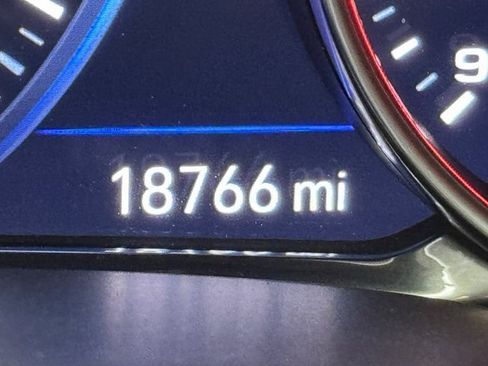 Used 2021 Chevrolet Blazer RS w/ Enhanced Convenience Package image 16