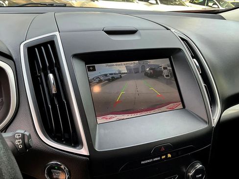 Used 2019 Ford Edge SEL w/ Equipment Group 201A image 25