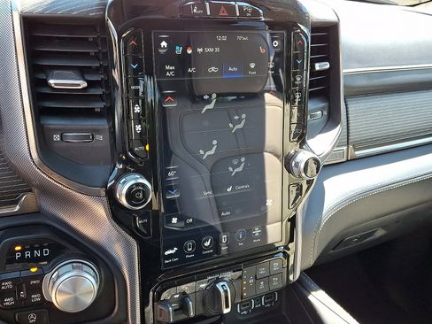Used 2021 RAM 1500 Limited AWD/4WD image 16