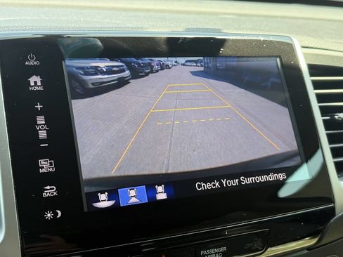 Used 2017 Honda Pilot EX-L image 11
