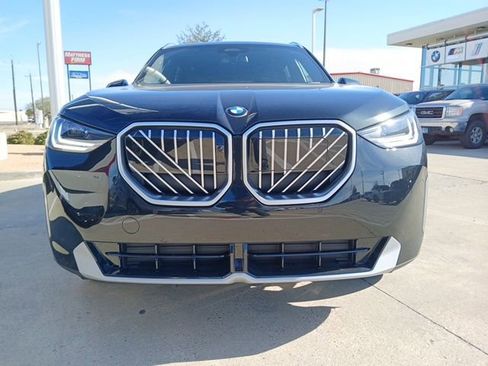 New 2026 BMW X3 xDrive30 w/ Premium Package image 2