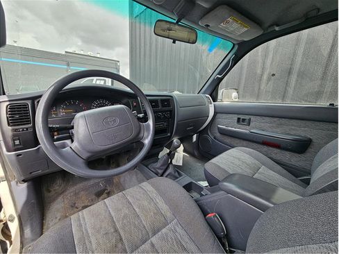 Used 1999 Toyota Tacoma 4x4 Xtracab V6 image 2