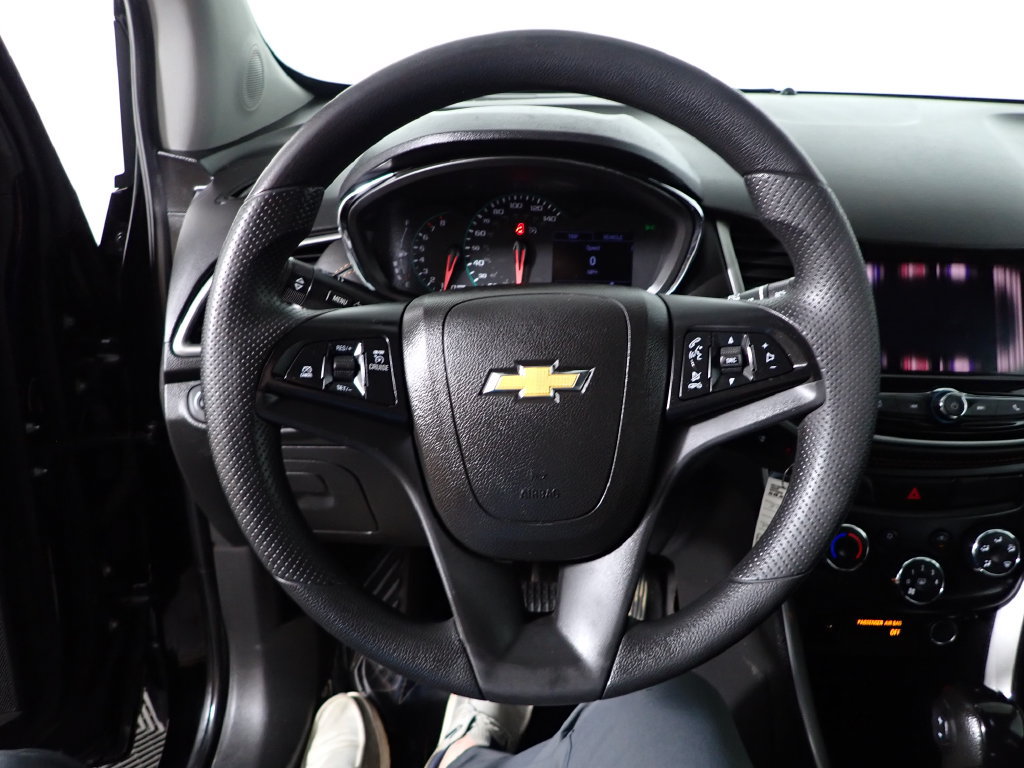 Used 2020 Chevrolet Trax LS w/ Tint and Cruise Package AWD/4WD image 22