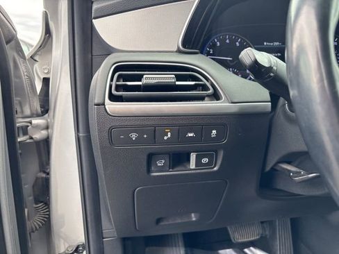 Used 2022 Hyundai Palisade SEL w/ 8P Bench Seat Package AWD/4WD image 12