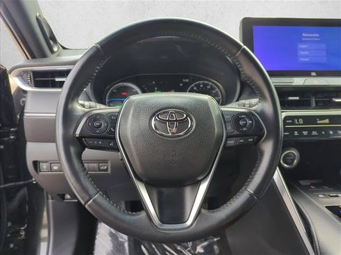 Certified 2024 Toyota Venza XLE AWD/4WD image 15