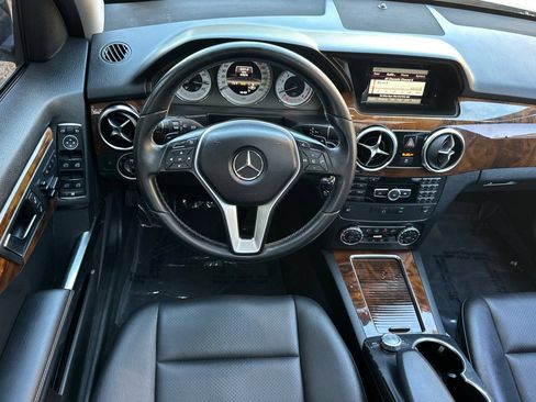 Used 2013 Mercedes-Benz GLK 350 4MATIC image 13