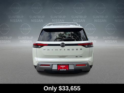 Used 2024 Nissan Pathfinder SL w/ Cargo Package AWD/4WD image 4