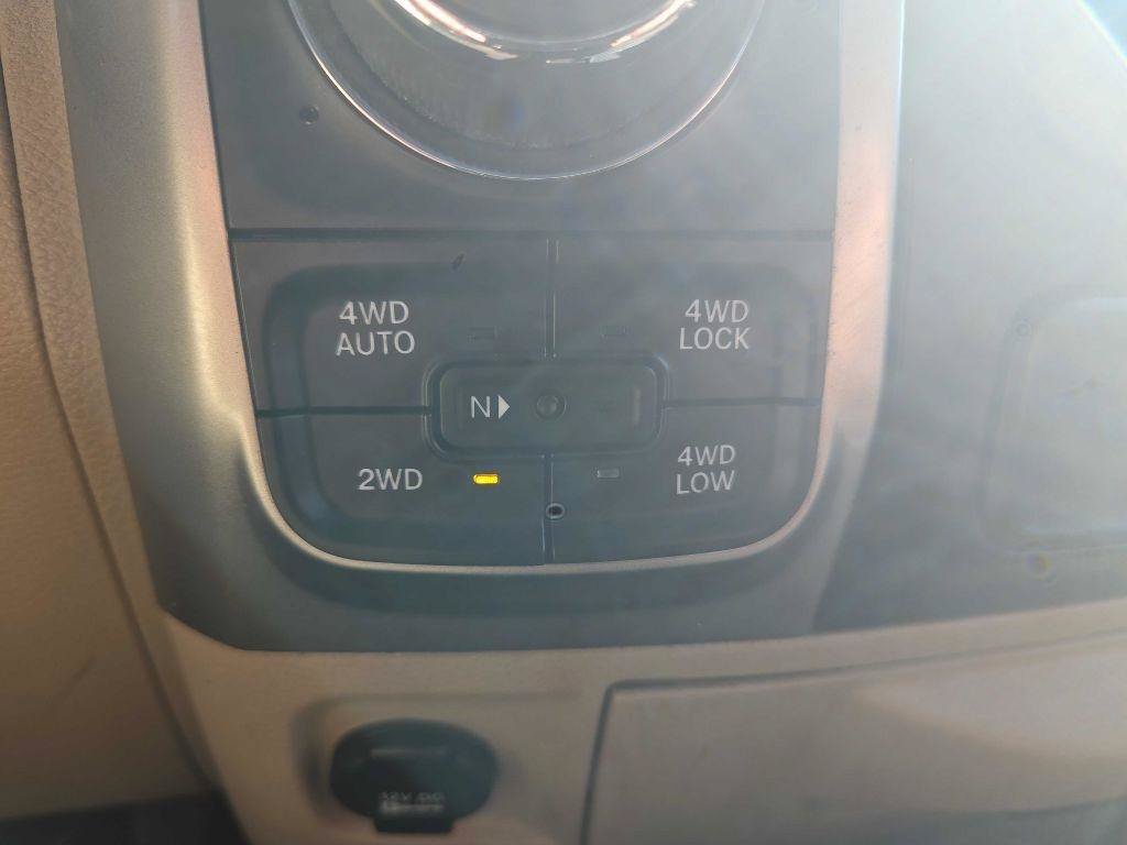 Used 2016 RAM 1500 Big Horn AWD/4WD image 16