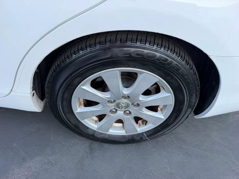Used 2009 Toyota Camry Hybrid FWD image 31
