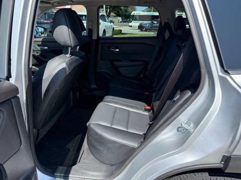 Certified 2023 Nissan Rogue SV w/ SV Premium B Package AWD/4WD image 23