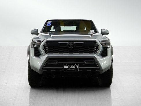 Used 2025 Toyota Tacoma TRD Off-Road image 8