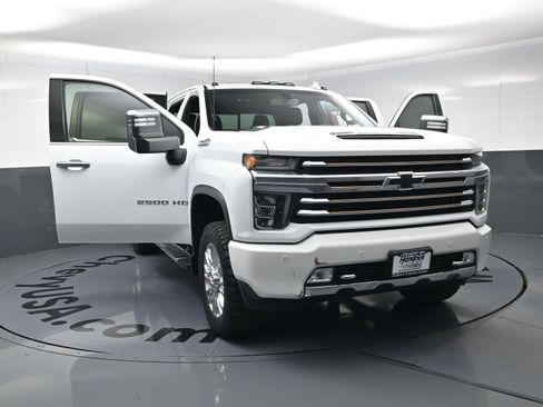 Used 2021 Chevrolet Silverado 2500 High Country image 22