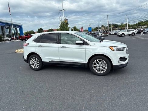 Used 2024 Ford Edge SEL AWD/4WD image 4