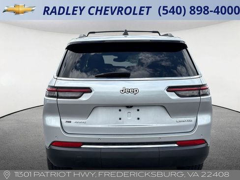 Used 2022 Jeep Grand Cherokee L Limited AWD/4WD image 19