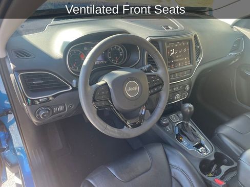 Used 2023 Jeep Cherokee Altitude Lux w/ Lux Elite Package image 13