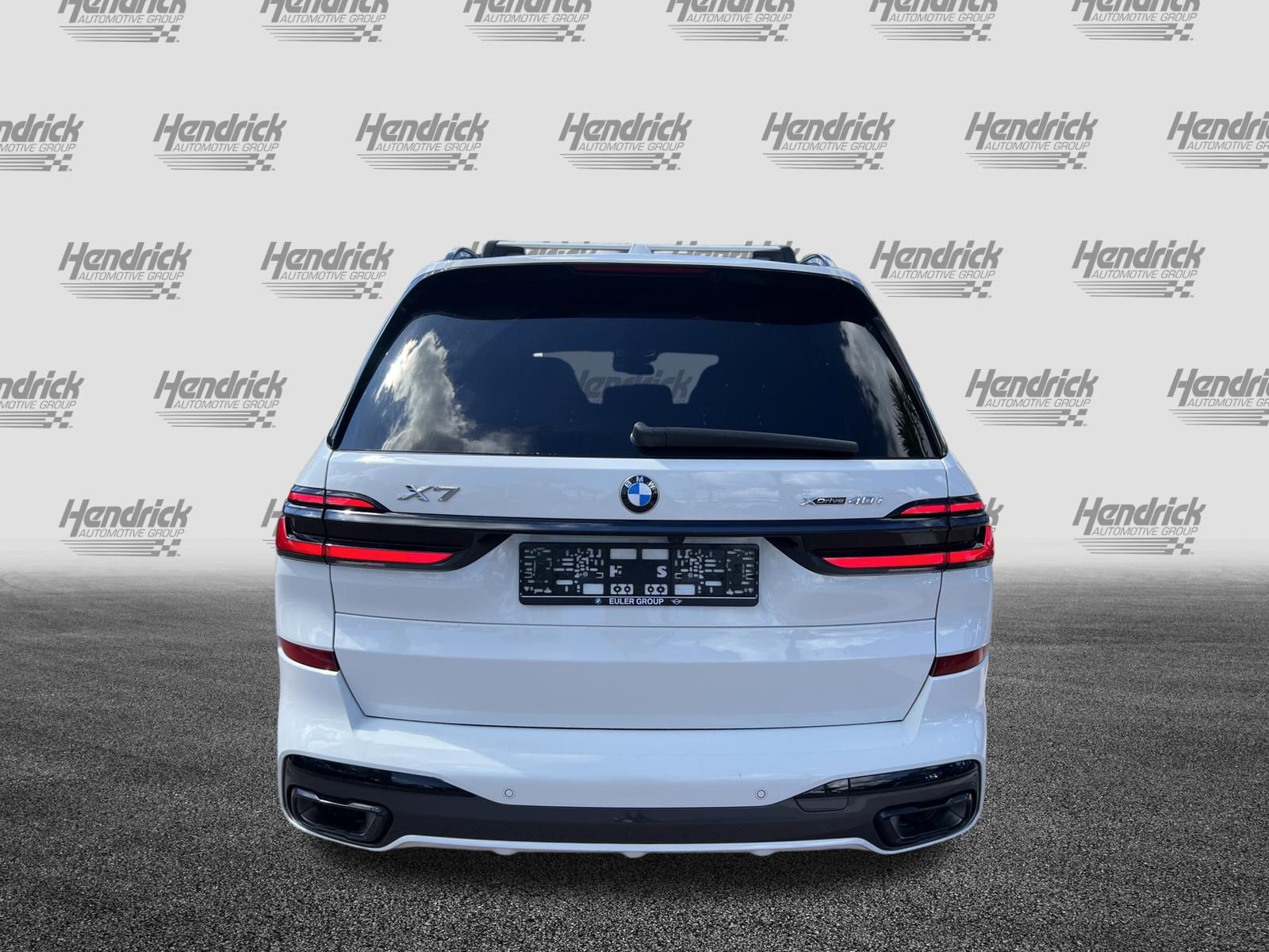 Certified 2025 BMW X7 xDrive40i AWD/4WD image 9