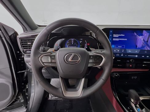 Used 2023 Lexus NX 350h AWD image 18