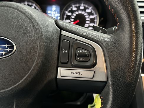 Used 2017 Subaru Crosstrek 2.0i Premium AWD/4WD image 24