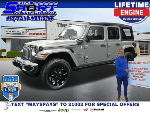 Used 2023 Jeep Wrangler Unlimited Sahara w/ Cold Weather Group AWD/4WD image 1