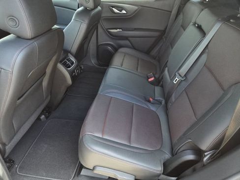 Used 2025 Chevrolet Blazer RS FWD image 39