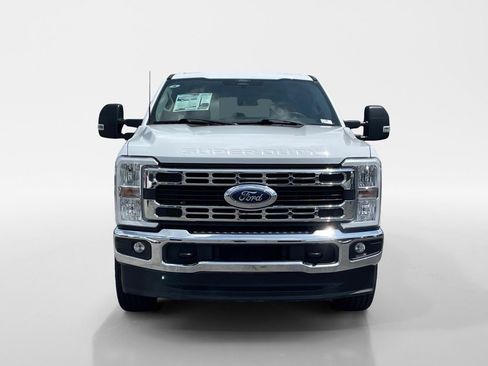 Certified 2024 Ford F250 XLT image 9