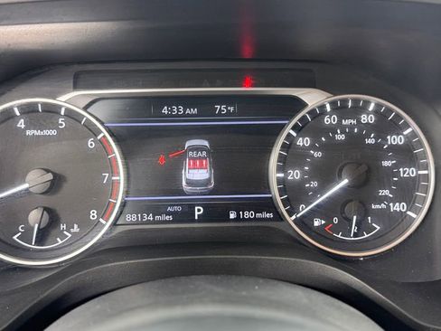 Used 2023 Nissan Rogue S AWD/4WD image 20