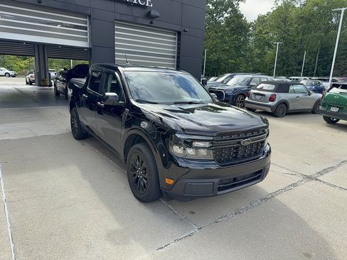Used 2024 Ford Maverick XLT w/ XLT Luxury Package FWD image 2
