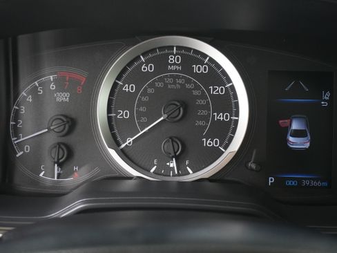 Used 2020 Toyota Corolla LE FWD image 16
