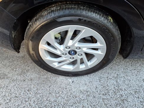 Certified 2024 Subaru Impreza 2.0i image 6