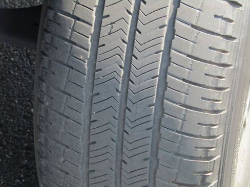 Certified 2022 Ford F150 Lightning Pro AWD/4WD image 6
