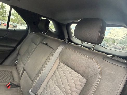 Used 2020 Chevrolet Equinox LT AWD/4WD image 17