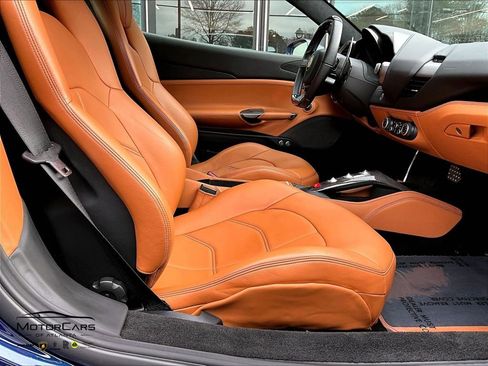 Used 2018 Ferrari 488 GTB image 8