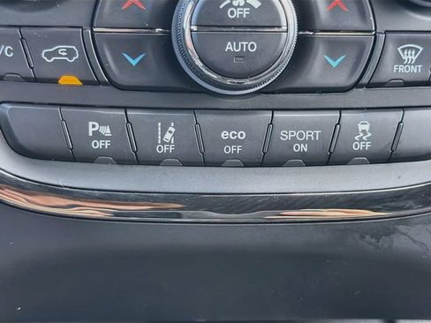 Used 2018 Dodge Durango R/T w/ Technology Group AWD/4WD image 47