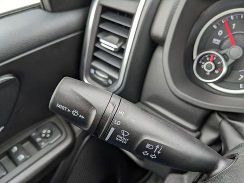 New 2026 RAM 1500 4x4 Crew Cab image 51