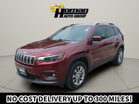 Used 2019 Jeep Cherokee Latitude Plus w/ Cold Weather Group AWD/4WD image 1
