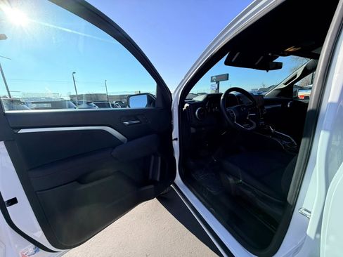 Used 2023 Chevrolet Colorado Z71 w/ Advanced Trailering Package image 10