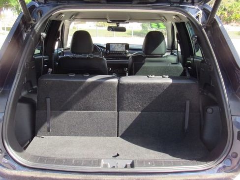 Used 2023 Mitsubishi Outlander SE image 5