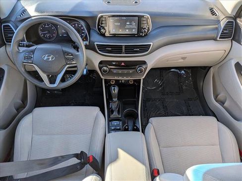 Used 2019 Hyundai Tucson SE image 18
