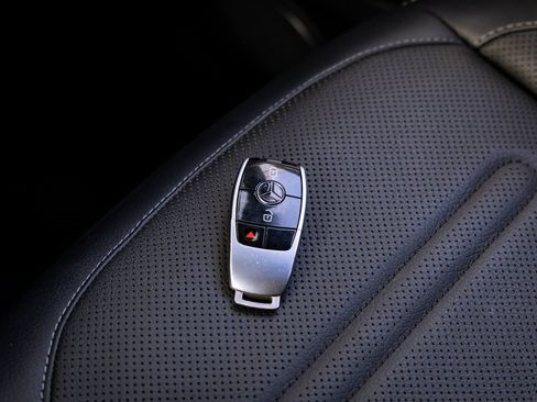 Used 2020 Mercedes-Benz G 550 image 12