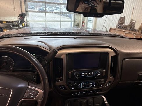 Used 2017 GMC Sierra 1500 Denali image 17