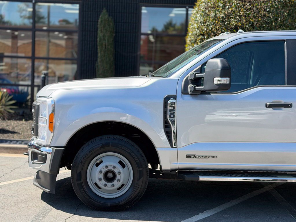 Used 2023 Ford F350 XL RWD image 10