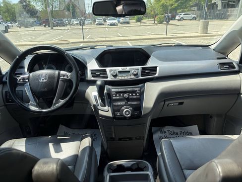 Used 2013 Honda Odyssey EX-L image 17
