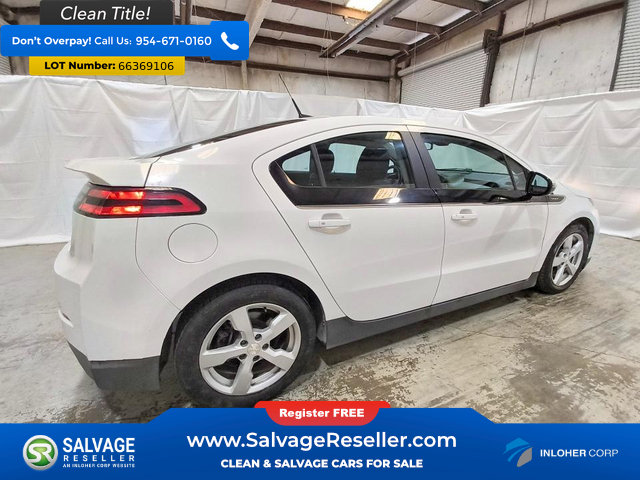 Used 2014 Chevrolet Volt w/ Enhanced Safety Package 1 FWD image 4