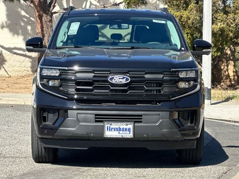 New 2027 Ford Expedition Active RWD image 9
