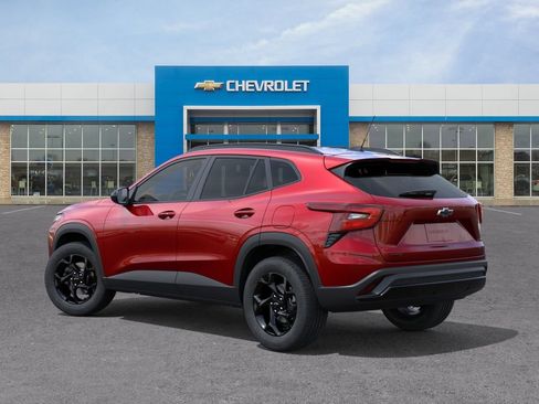New 2026 Chevrolet Trax LT FWD image 3